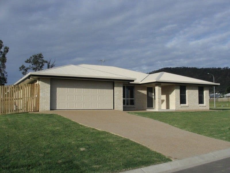 1 Red Penda Court, NORMAN GARDENS QLD 4701, Norman Gardens - Image 1