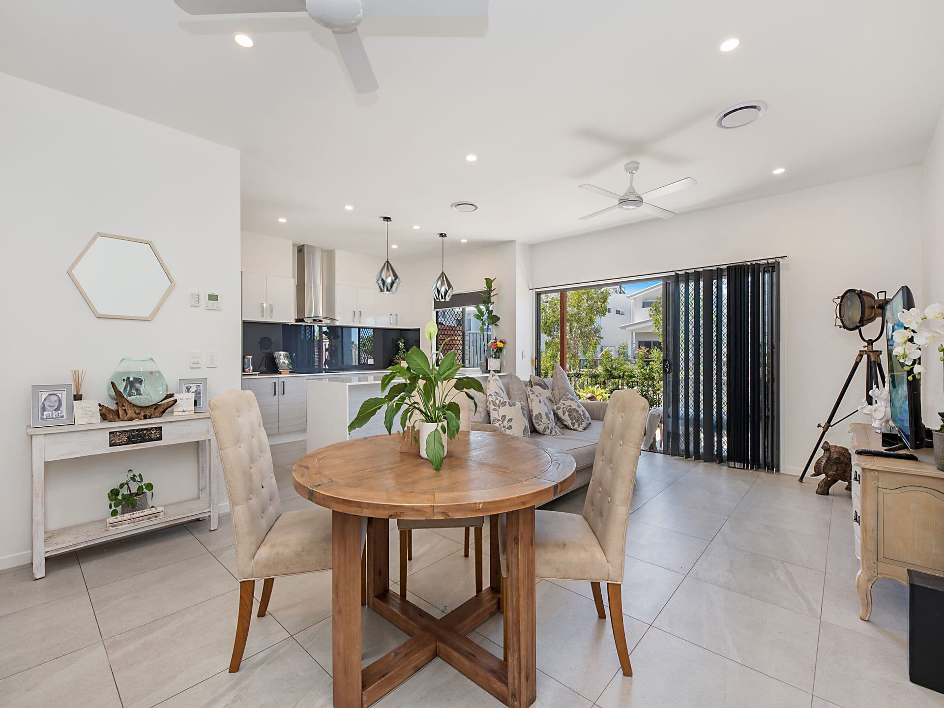 7 Solace Street, Birtinya QLD 4575, Birtinya - Thumbnail 2