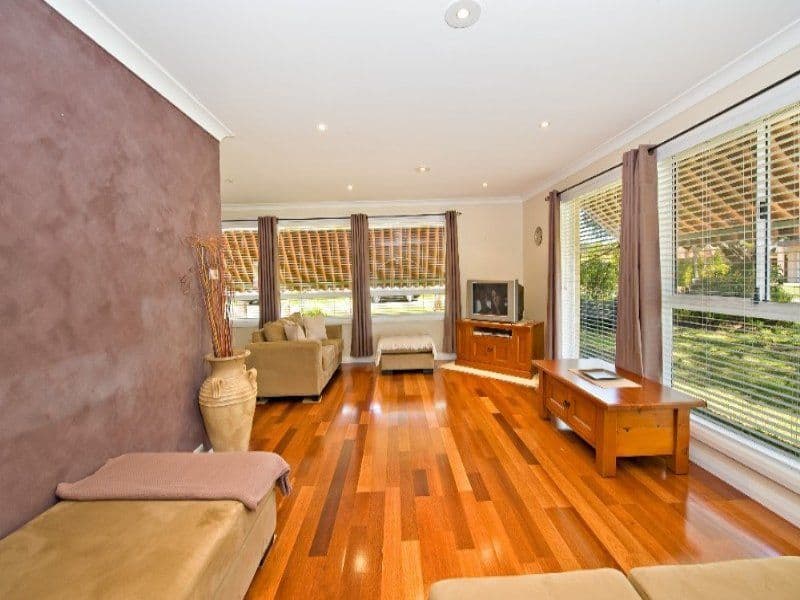 19 Cordeaux Crescent, SYLVANIA WATERS NSW 2224, Sylvania Waters - Thumbnail 2