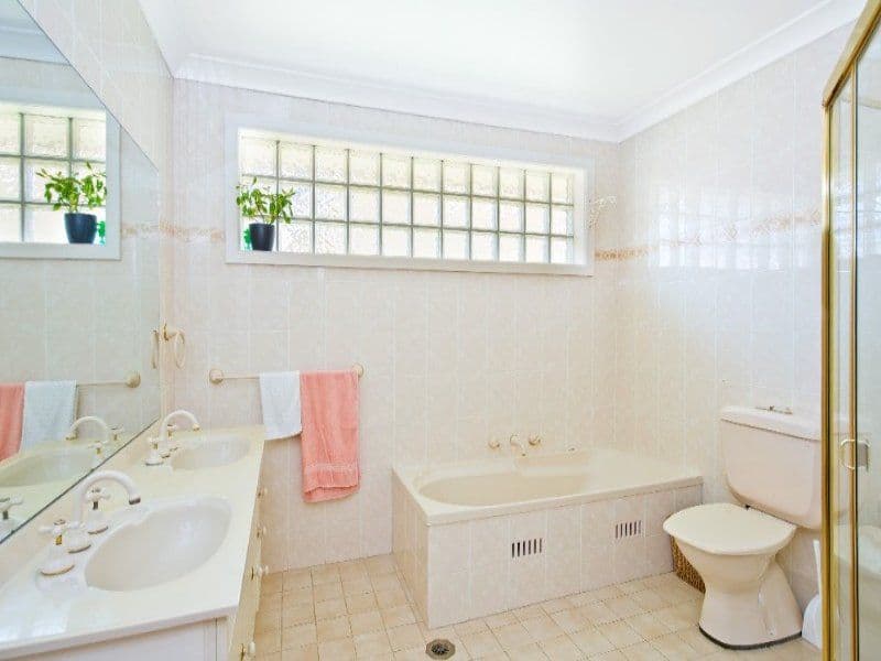 19 Cordeaux Crescent, SYLVANIA WATERS NSW 2224, Sylvania Waters - Thumbnail 4