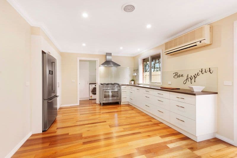 18 Albert Place, DINGLEY VILLAGE VIC 3172, Dingley Village - Thumbnail 3