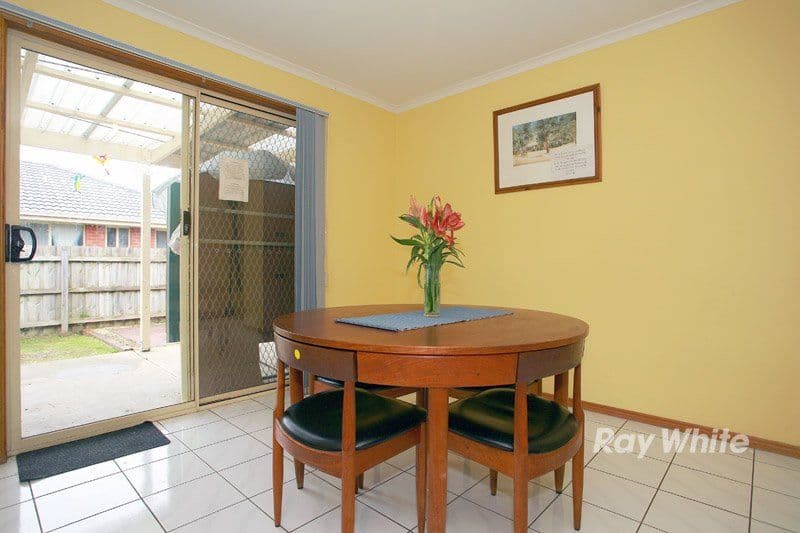 10 Fairhaven Boulevard, CRANBOURNE VIC 3977, Cranbourne West - Thumbnail 3