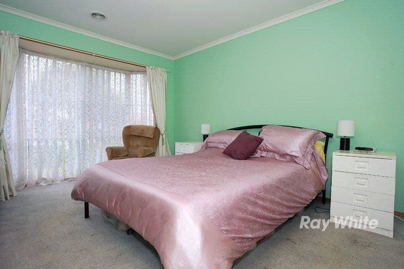 10 Fairhaven Boulevard, CRANBOURNE VIC 3977, Cranbourne West - Thumbnail 6