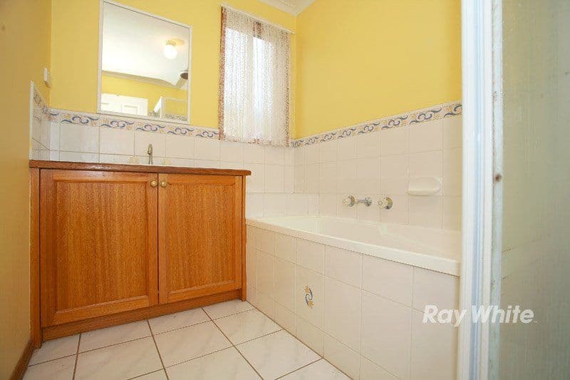 10 Fairhaven Boulevard, CRANBOURNE VIC 3977, Cranbourne West - Thumbnail 7