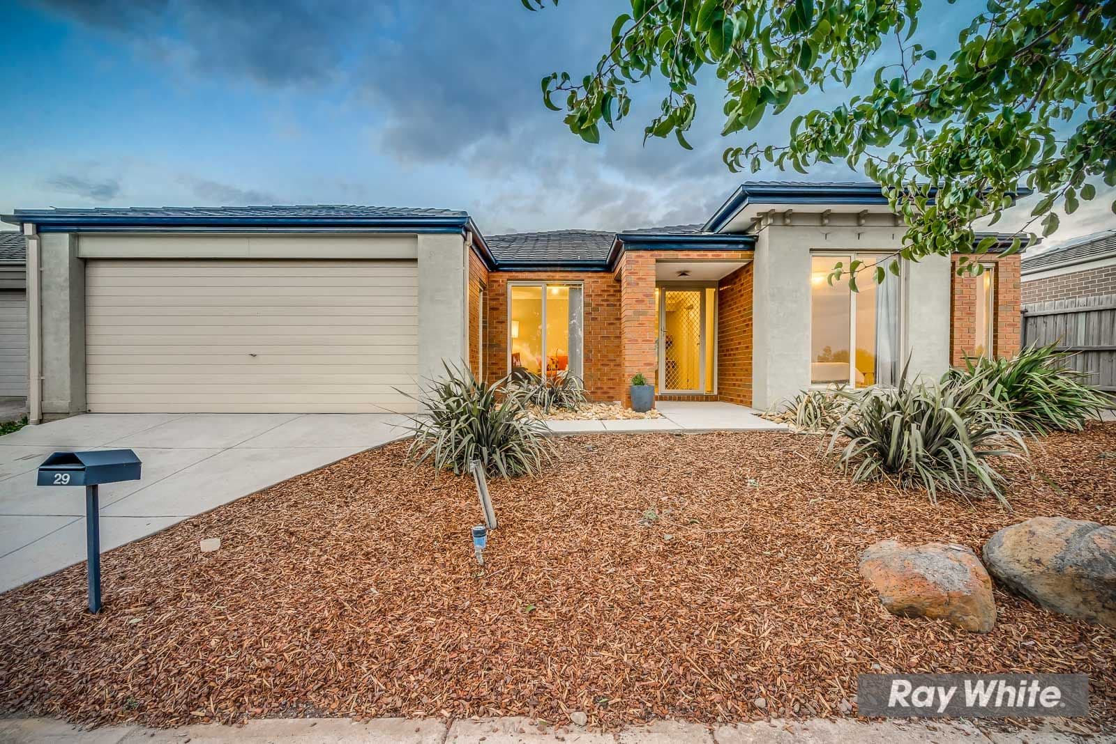 29 Barchester Avenue, Truganina VIC 3029, Truganina - Thumbnail 2