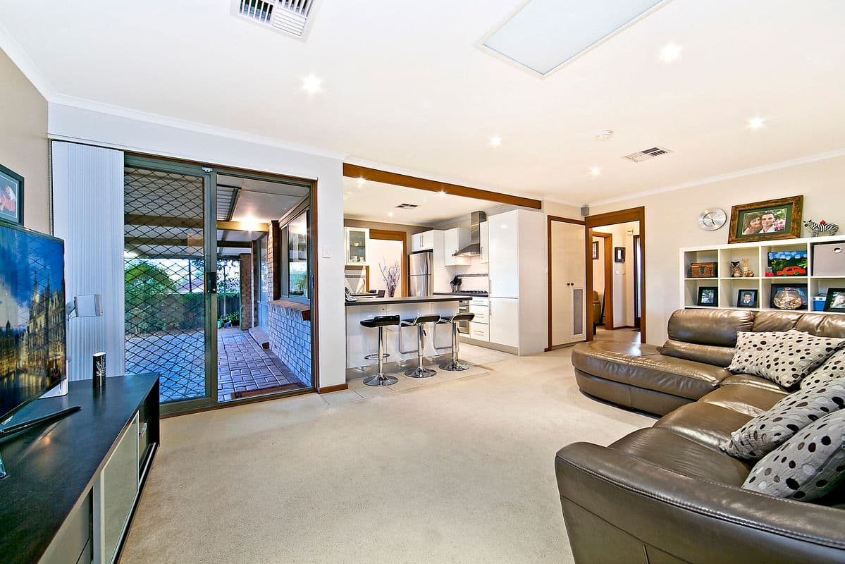 5 Doulton Crescent, MODBURY HEIGHTS SA 5092, Modbury Heights - Thumbnail 3
