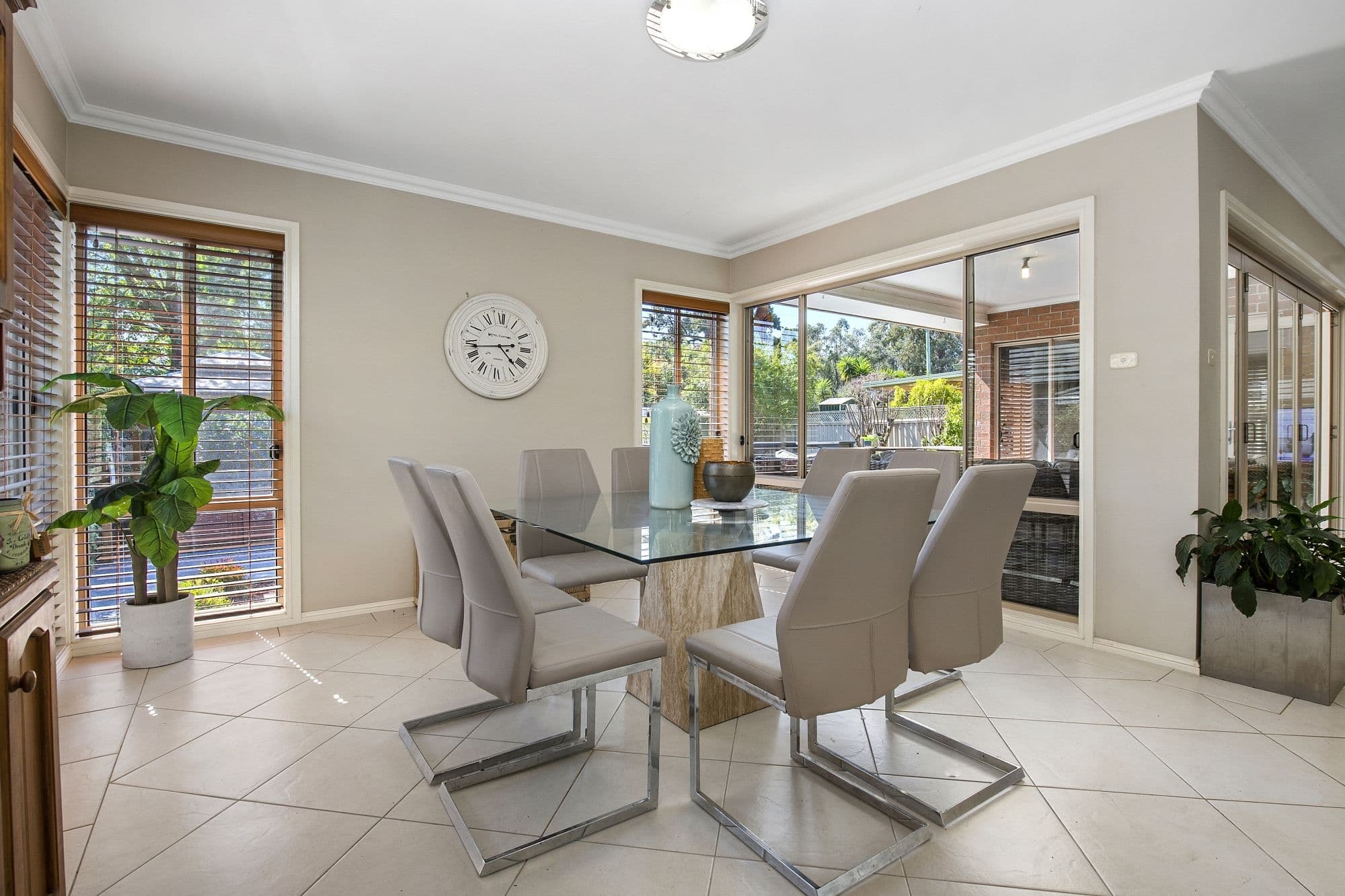83 Parkhurst Drive, Cranbourne East - Thumbnail 8