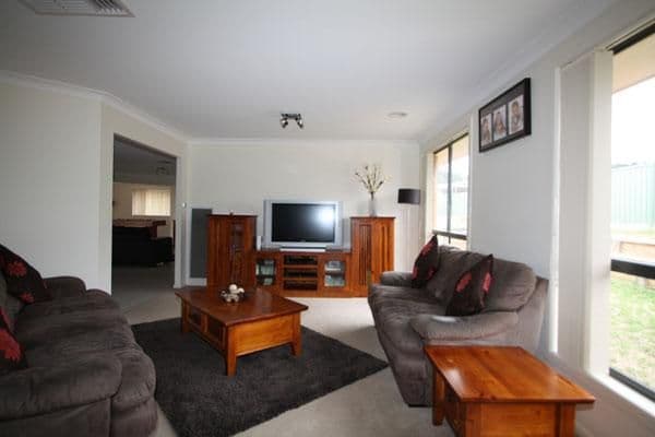3 Faunce Place, BUNGENDORE NSW 2621, Bungendore - Thumbnail 3