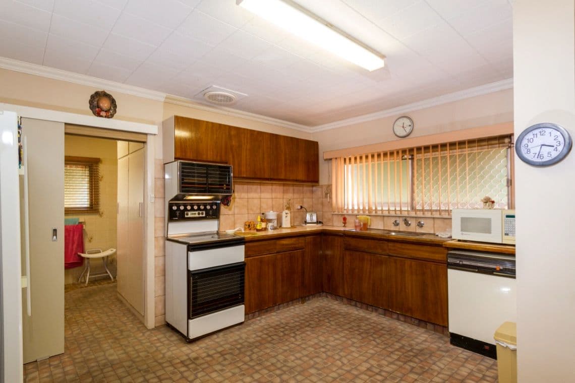 85 Bromide Street, Broken Hill NSW 2880, Broken Hill - Thumbnail 2