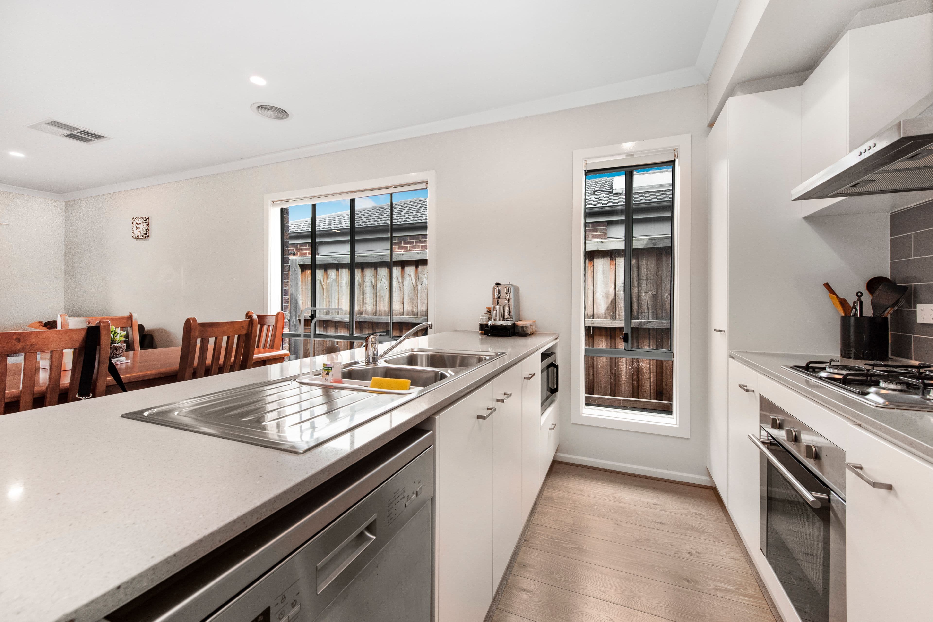 17 Ascot Park Drive, Pakenham VIC 3810, Pakenham - Thumbnail 2
