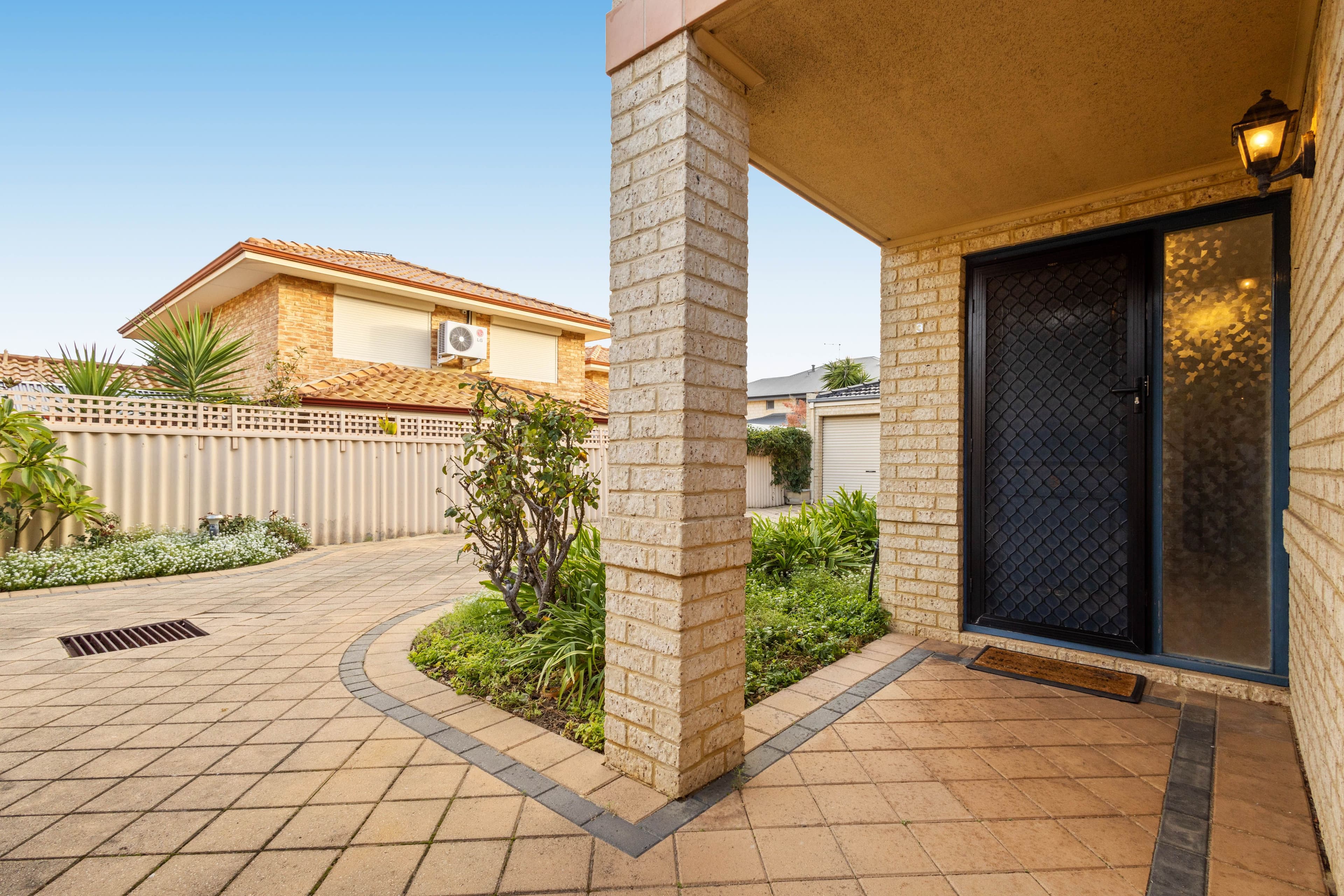 49 Moulden Avenue, Yokine WA 6060, Yokine - Thumbnail 4