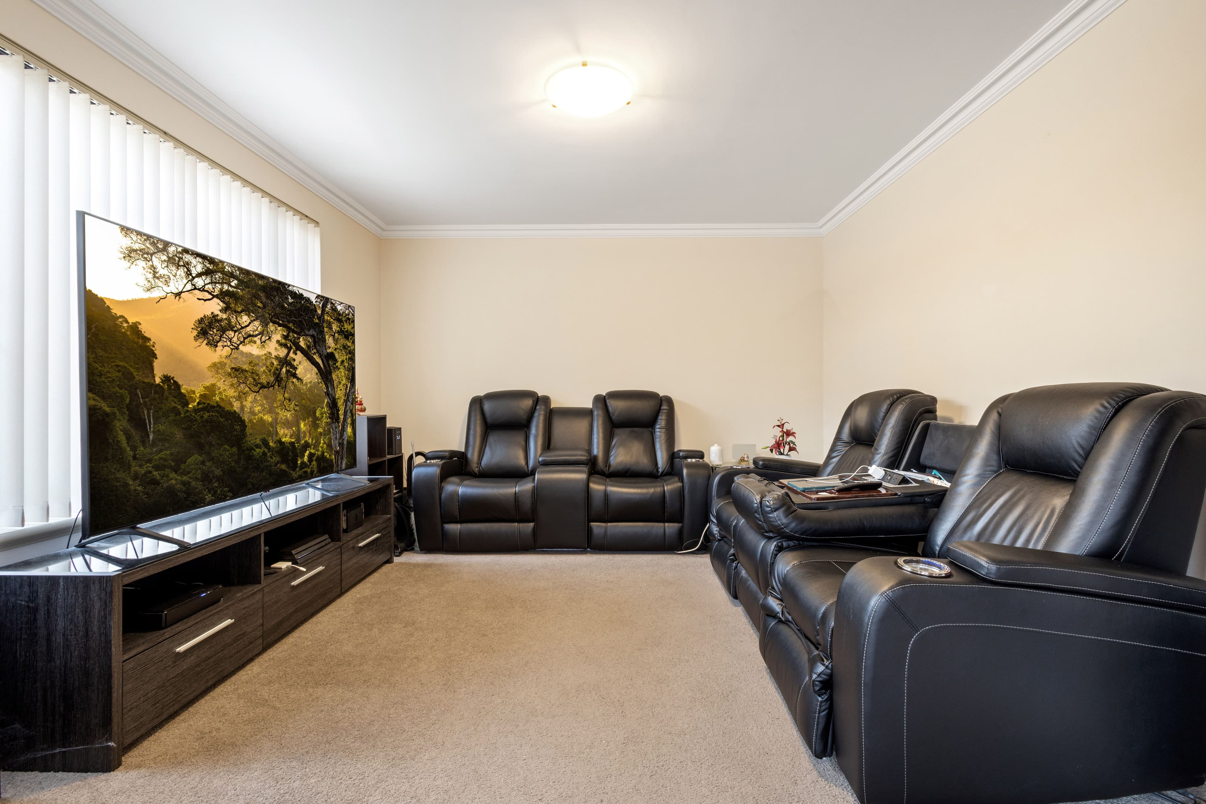 49 Moulden Avenue, Yokine WA 6060, Yokine - Thumbnail 8