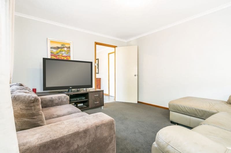 11 Valetta Court, Parafield Gardens SA 5107, Parafield Gardens - Thumbnail 3