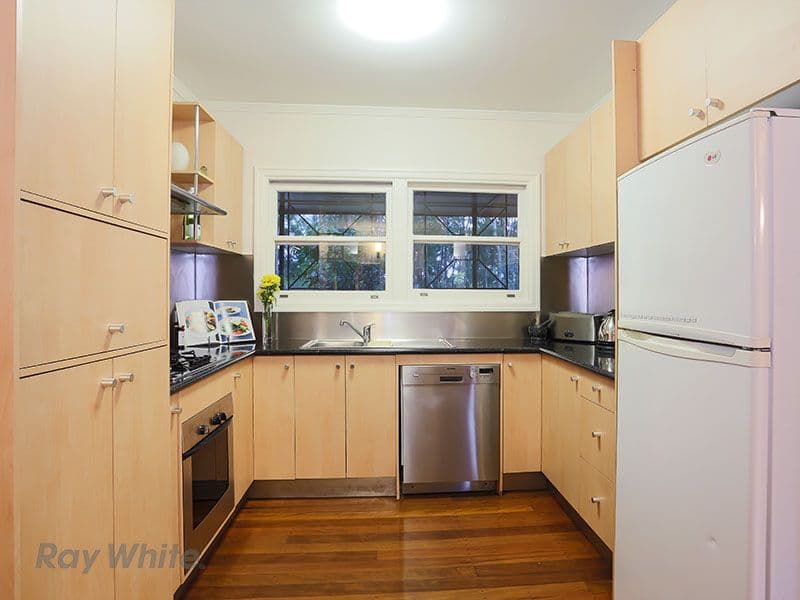 18 Crag Road, Taringa QLD 4068, Taringa - Thumbnail 2