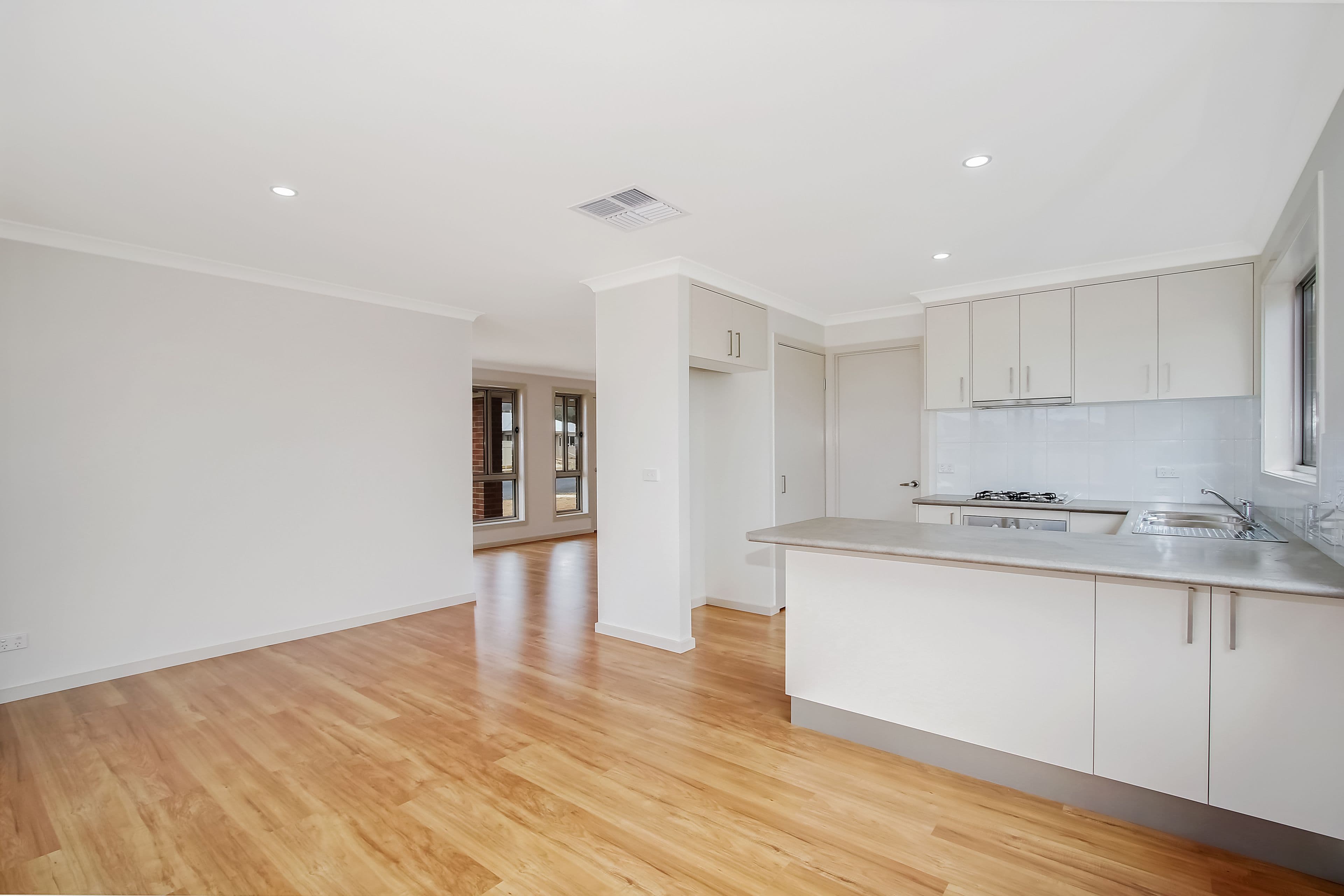 3 Neville Street, Bentleigh East, Bentleigh East - Thumbnail 2