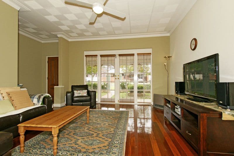 38 Hutt Street, MOUNT LAWLEY WA 6050, Mount Lawley - Thumbnail 3