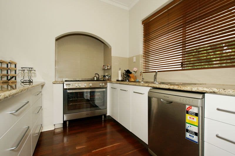 38 Hutt Street, MOUNT LAWLEY WA 6050, Mount Lawley - Thumbnail 8