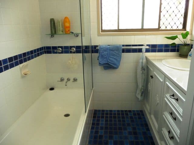 12 Bronte Street, WEST MACKAY QLD 4740, West Mackay - Thumbnail 4