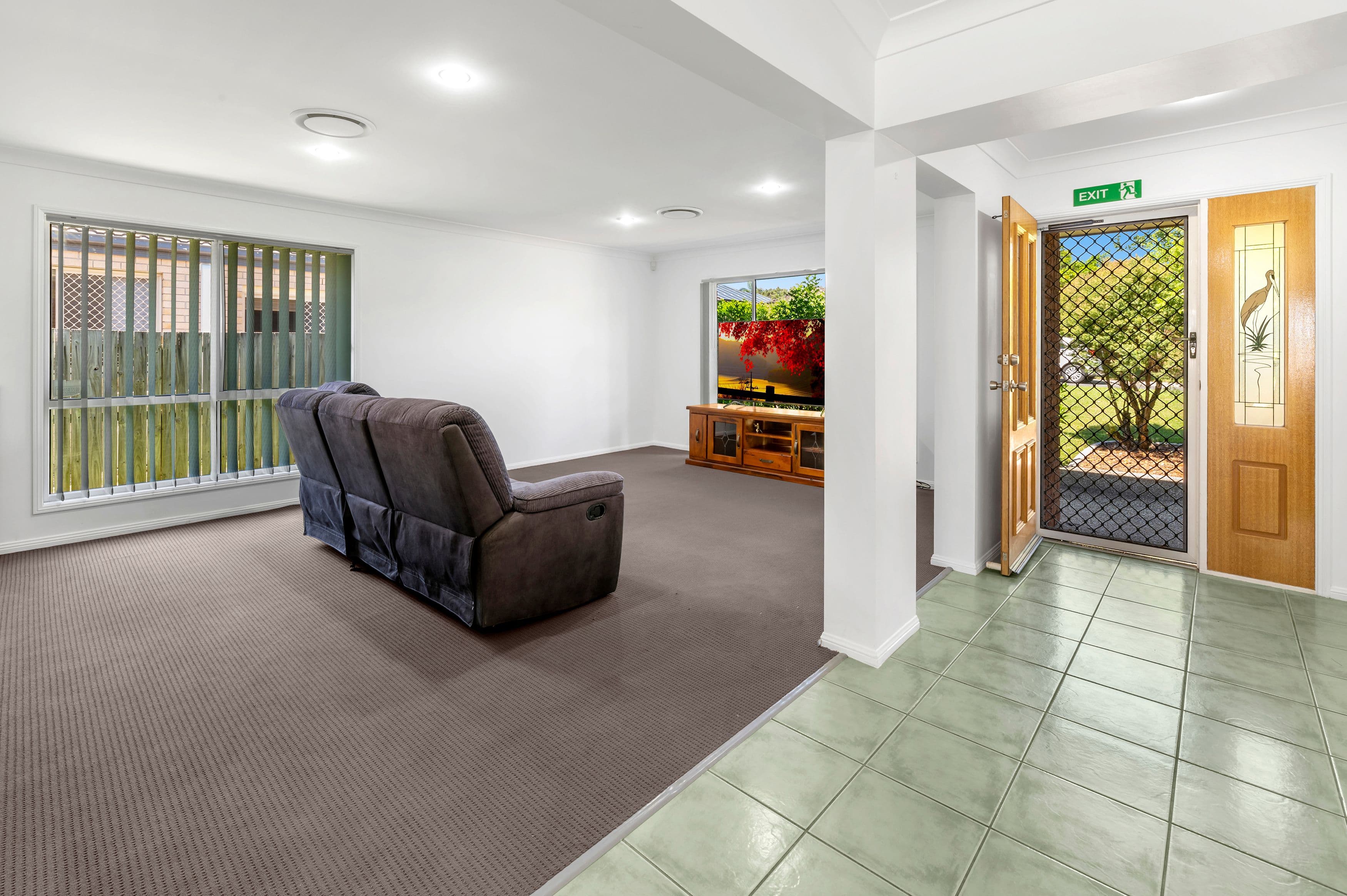 9 Fitzpatrick Street, Upper Coomera QLD 4209, Upper Coomera - Thumbnail 7