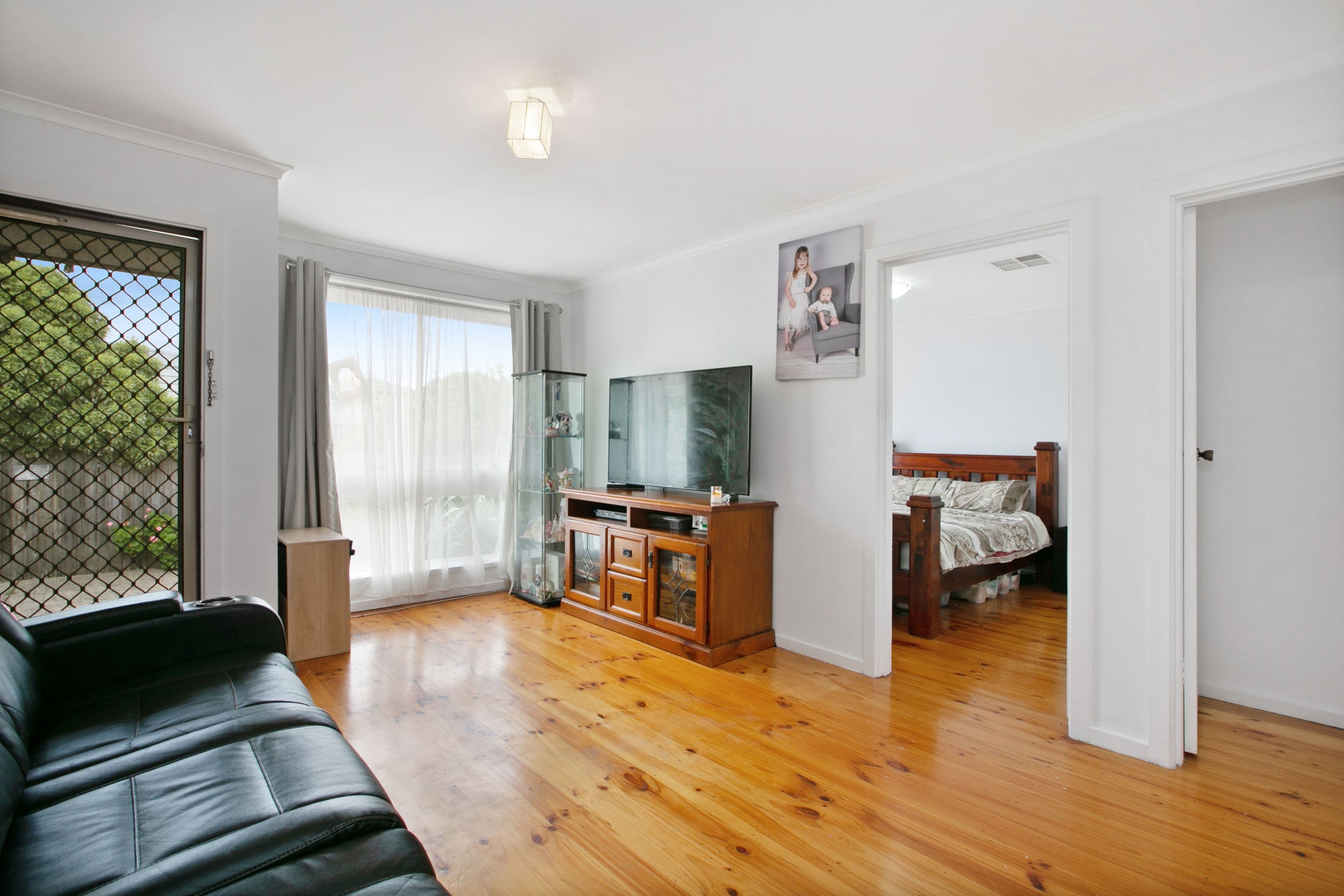 135 Hickford Street, Reservoir VIC 3073, Reservoir - Thumbnail 4