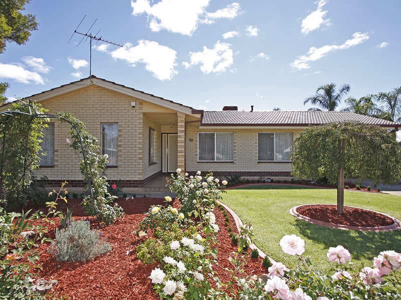 19 Booth Avenue, Morphett Vale - Image 1