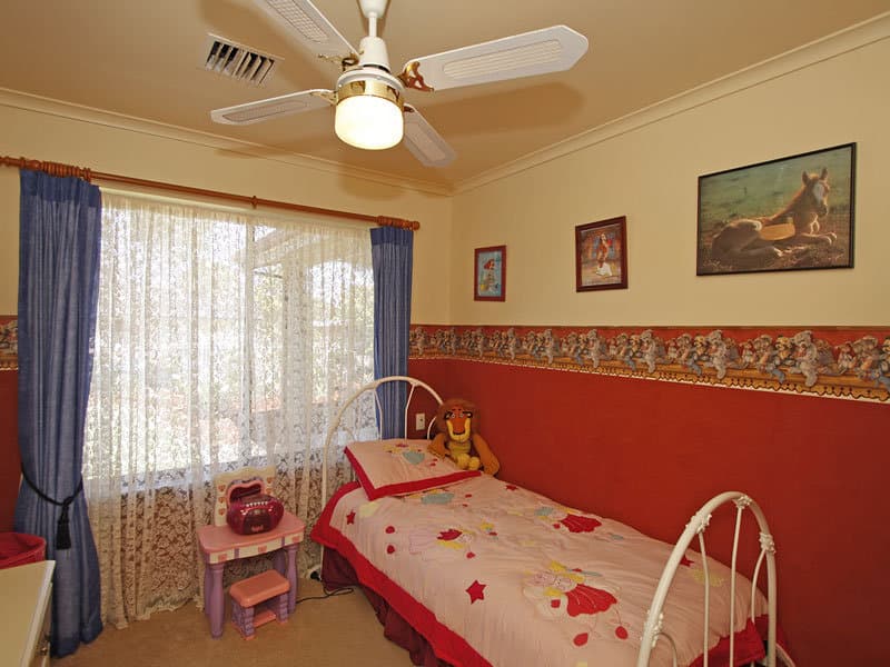 19 Booth Avenue, Morphett Vale - Thumbnail 6