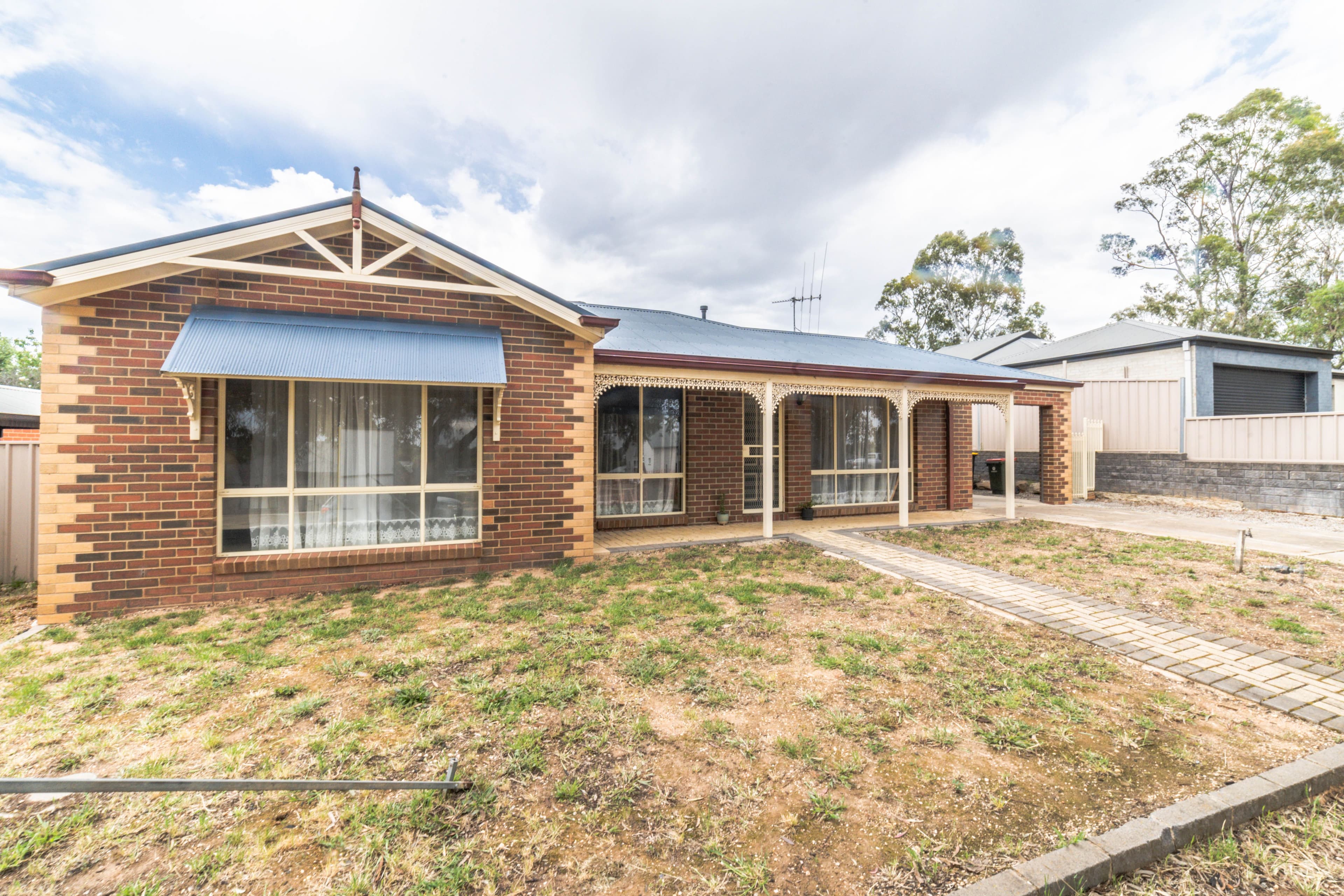 18 Ross Street, White Hills VIC 3550, White Hills - Image 1
