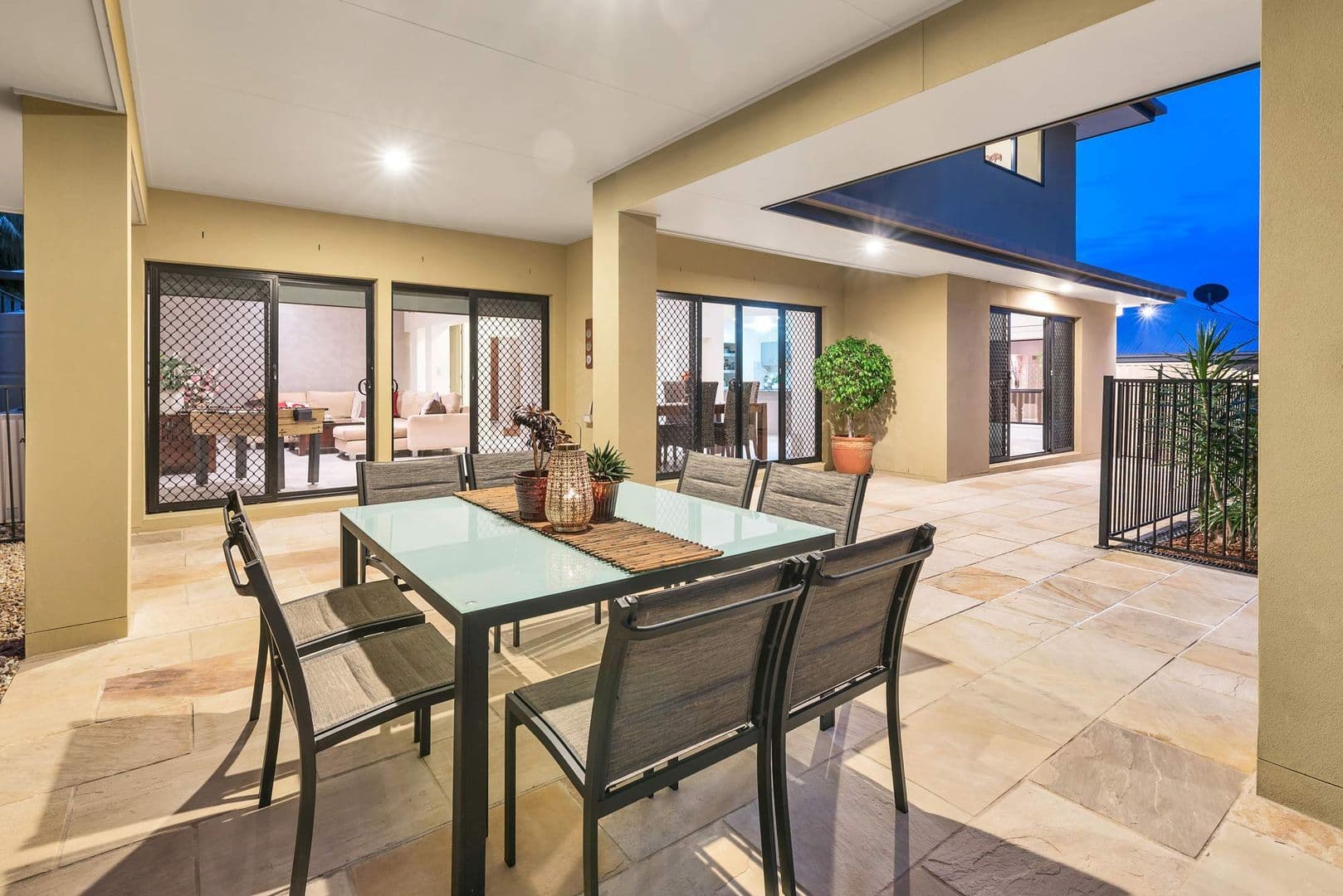 11 Maloney Crescent, Maudsland QLD 4210, Maudsland - Thumbnail 7