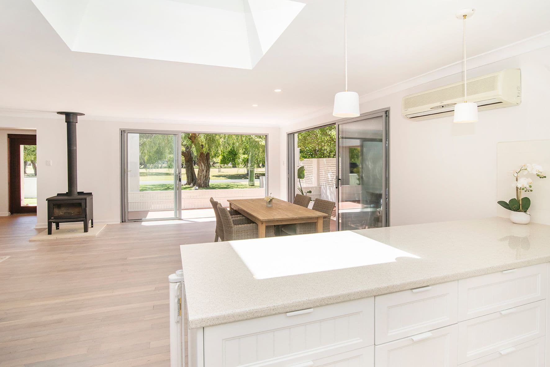 10 Cookworthy Street, Geographe WA 6280, Geographe - Thumbnail 4