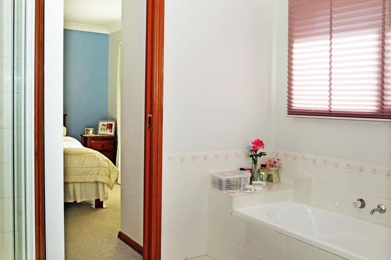 67 Page Avenue, NORTH NOWRA NSW 2541, North Nowra - Thumbnail 6