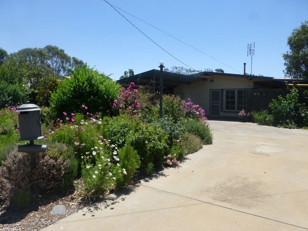 8 Martin Street, Echuca VIC 3564, Echuca - Image 1