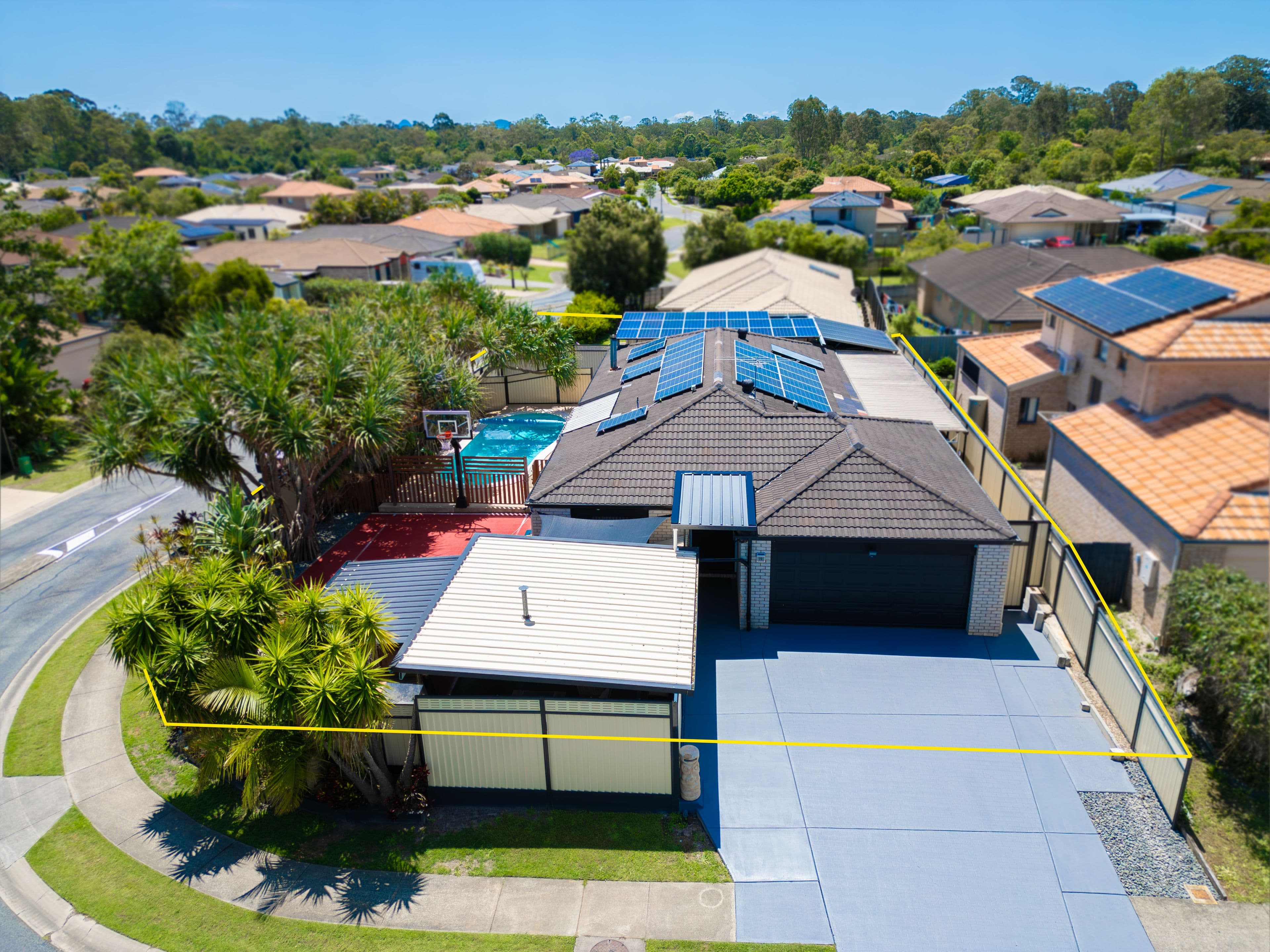 30 HOLLYWOOD Avenue, Bellmere QLD 4510, Bellmere - Image 1