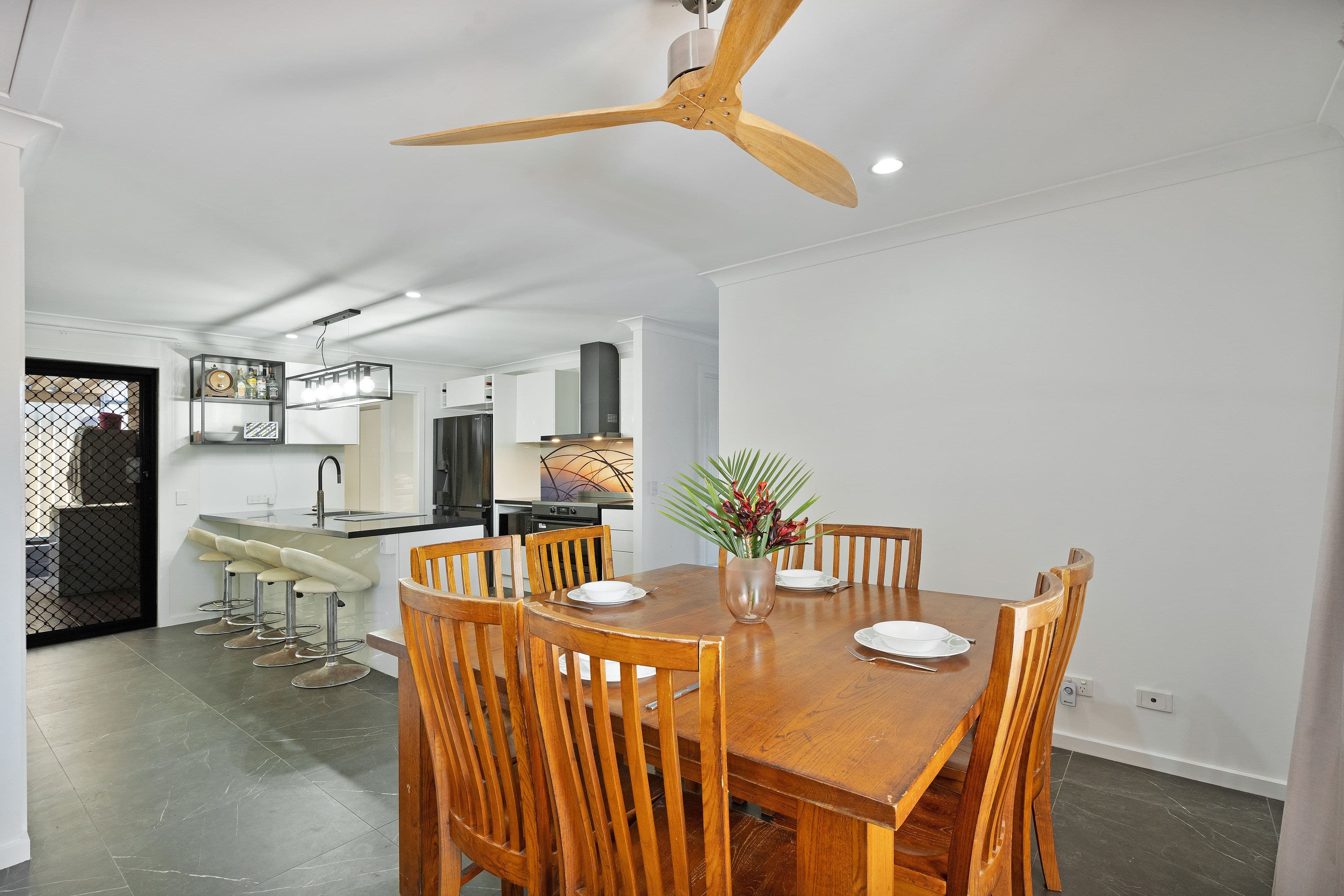 30 HOLLYWOOD Avenue, Bellmere QLD 4510, Bellmere - Thumbnail 8