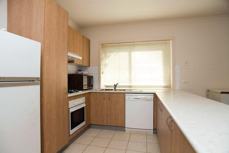 51 Everwin Drive, WERRIBEE VIC 3030, Werribee - Thumbnail 3