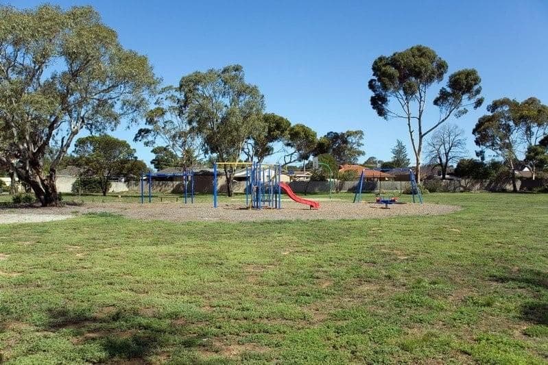 51 Everwin Drive, WERRIBEE VIC 3030, Werribee - Thumbnail 6