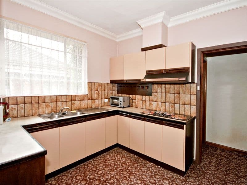 472 Middleborough Road, BLACKBURN VIC 3130, Blackburn - Thumbnail 5