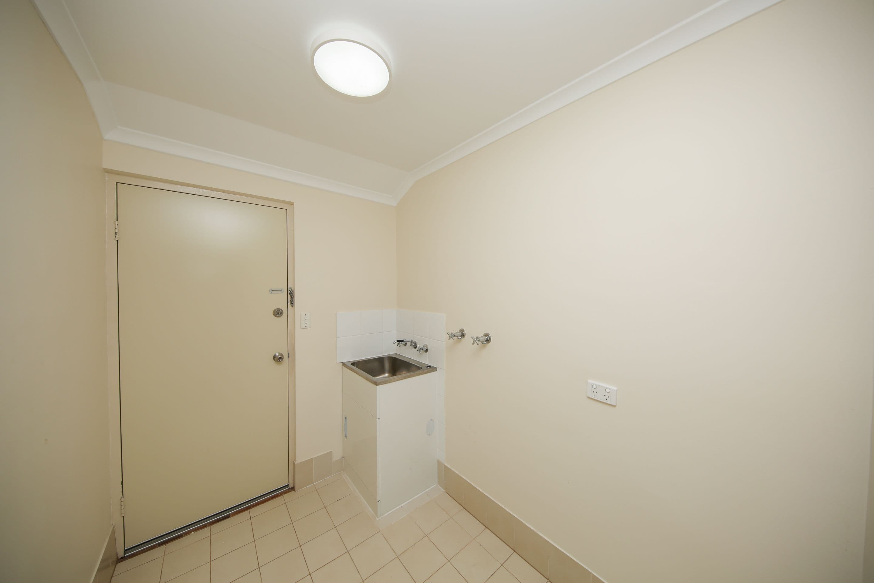 8B Kruger Close, Millars Well WA 6714, Millars Well - Thumbnail 8
