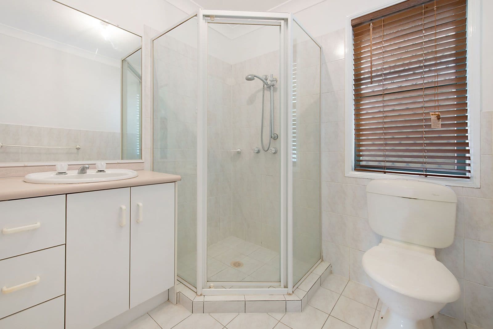 96 Marshall Road, Holland Park West QLD 4121, Holland Park West - Thumbnail 6
