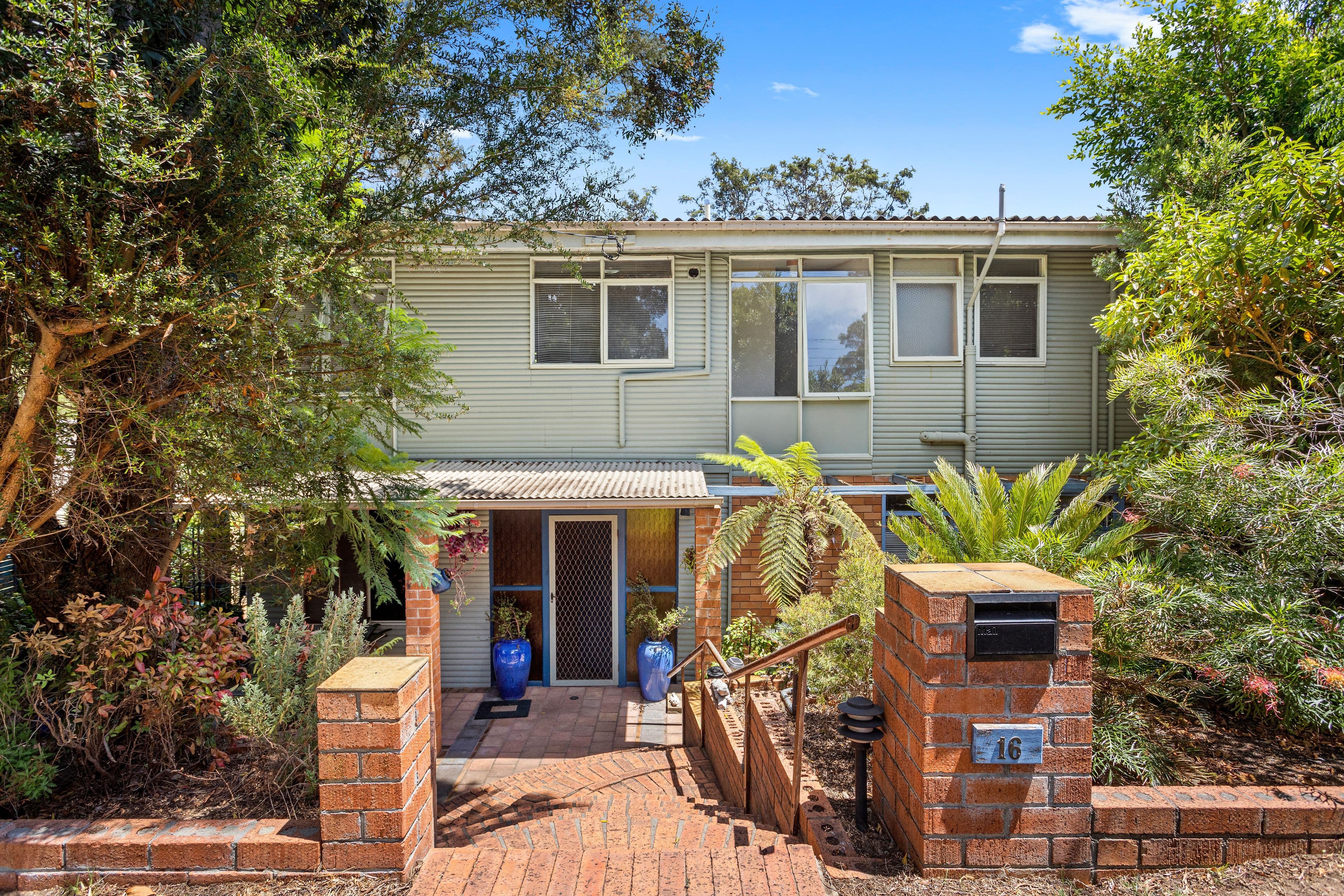 16 Cliff Avenue, Peakhurst Heights NSW 2210, Peakhurst Heights - Image 1
