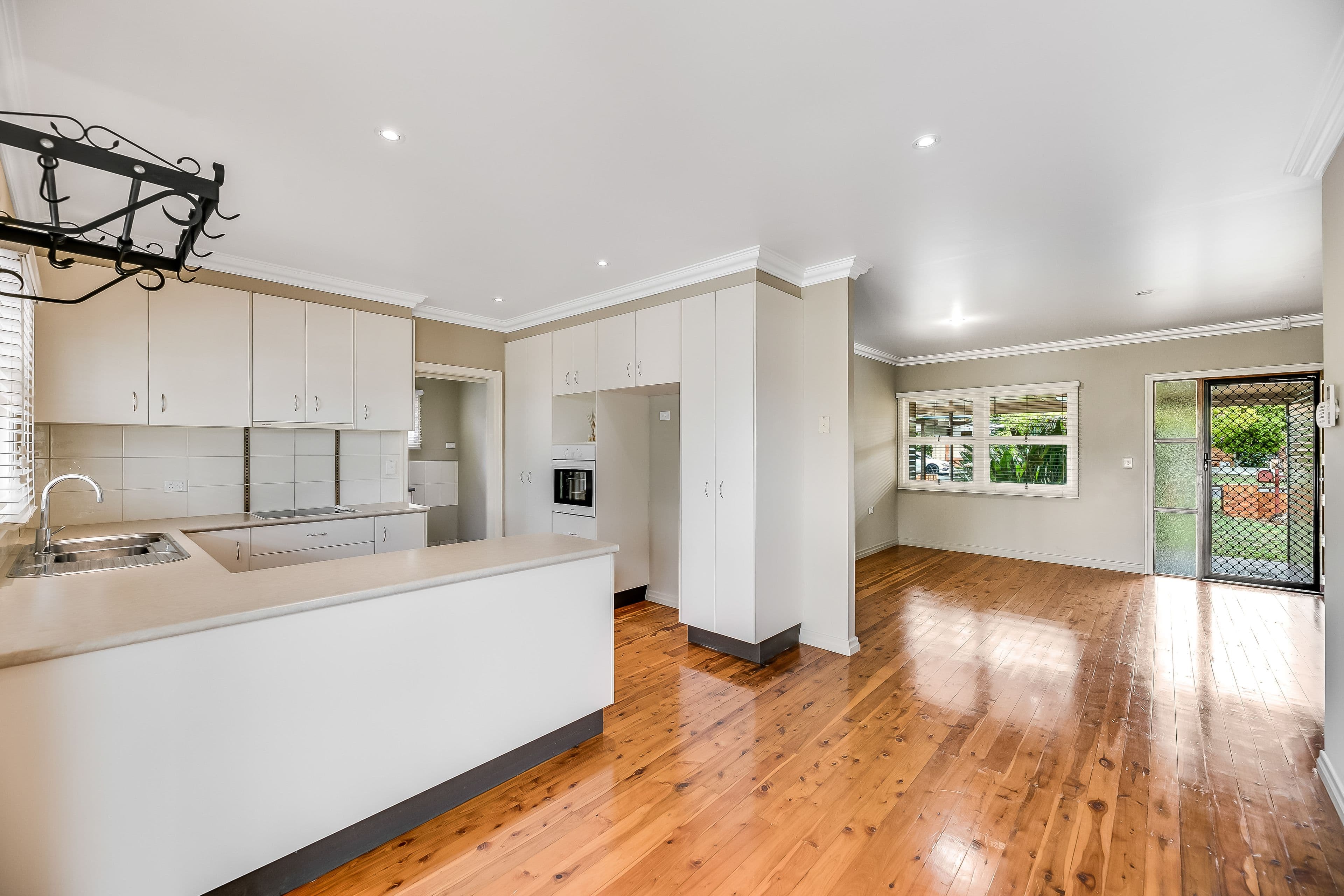 28 Fourth Avenue, Harristown QLD 4350, Harristown - Thumbnail 3