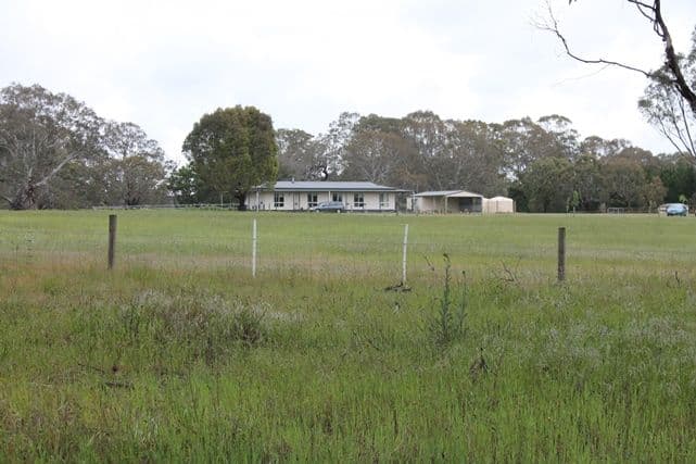 32 Willis Street, Cavendish VIC 3314, Cavendish - Thumbnail 4