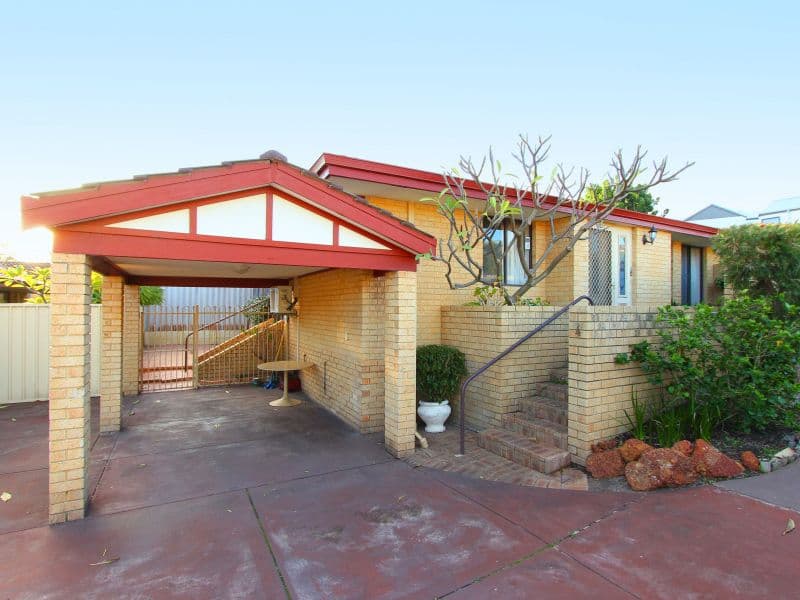 83 Epsom Avenue, REDCLIFFE WA 6104, Redcliffe - Image 1
