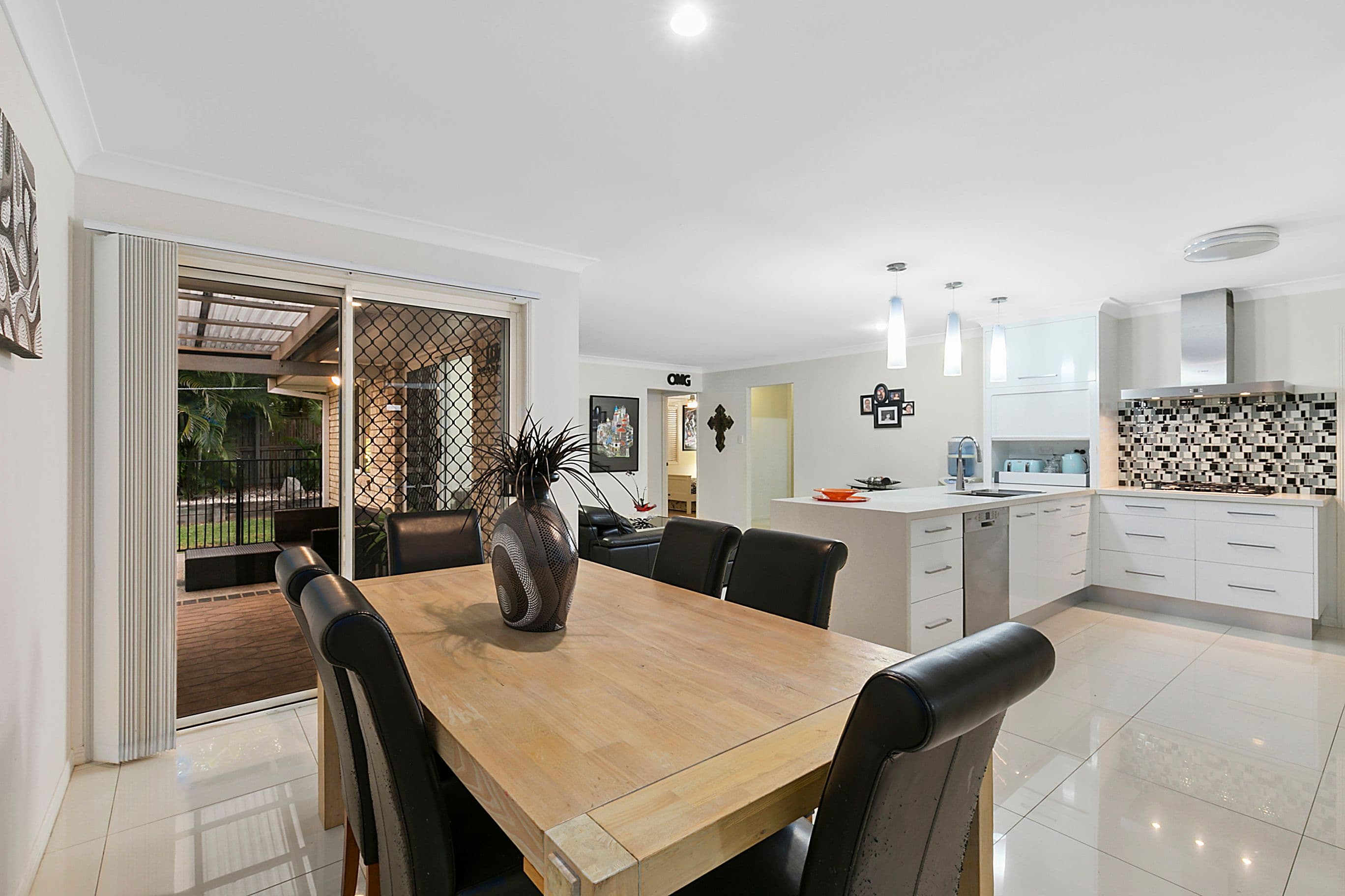 6 Johnston Avenue, Birkdale QLD 4159, Birkdale - Thumbnail 8