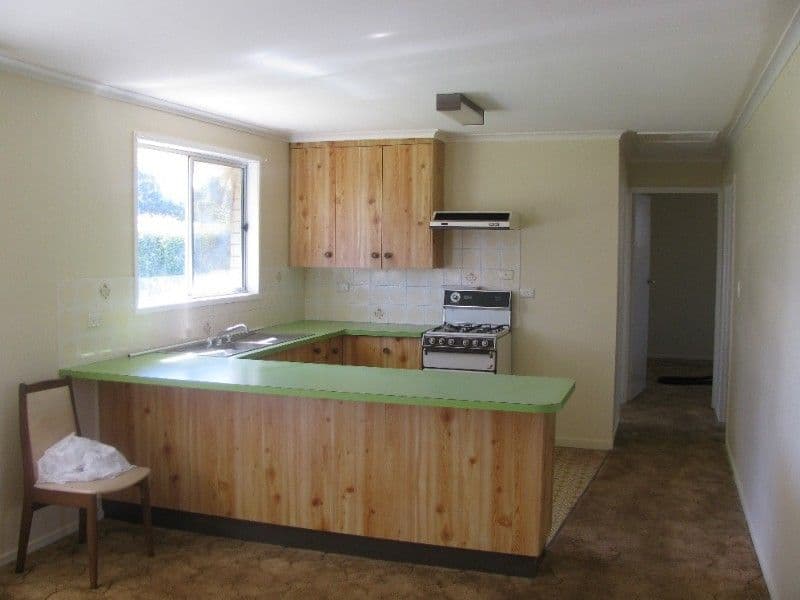 42 Charles Street, CROWS NEST QLD 4355, Crows Nest - Thumbnail 3