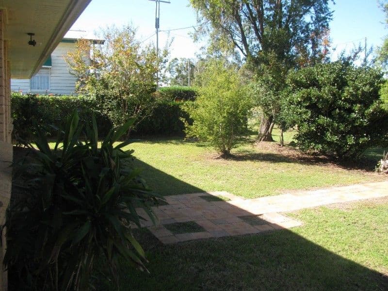 42 Charles Street, CROWS NEST QLD 4355, Crows Nest - Thumbnail 4