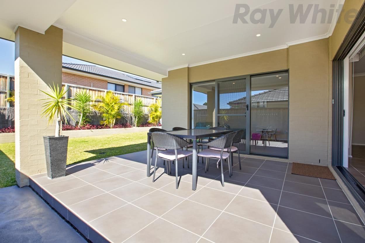 8 Ivor Avenue, Middleton Grange - Thumbnail 8