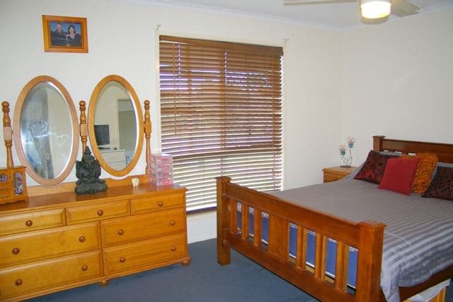 19 Linthaven Drive, ROTHWELL QLD 4022, Rothwell - Thumbnail 7