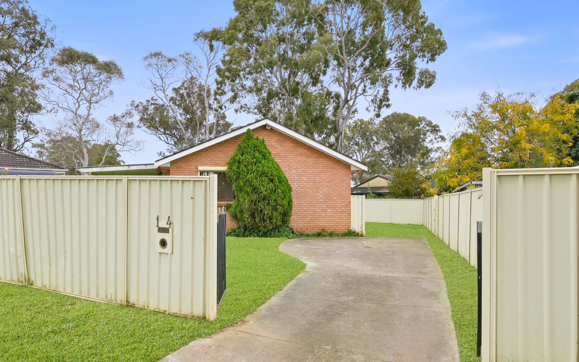 14 Olbury Place, Airds NSW 2560, Airds - Thumbnail 2