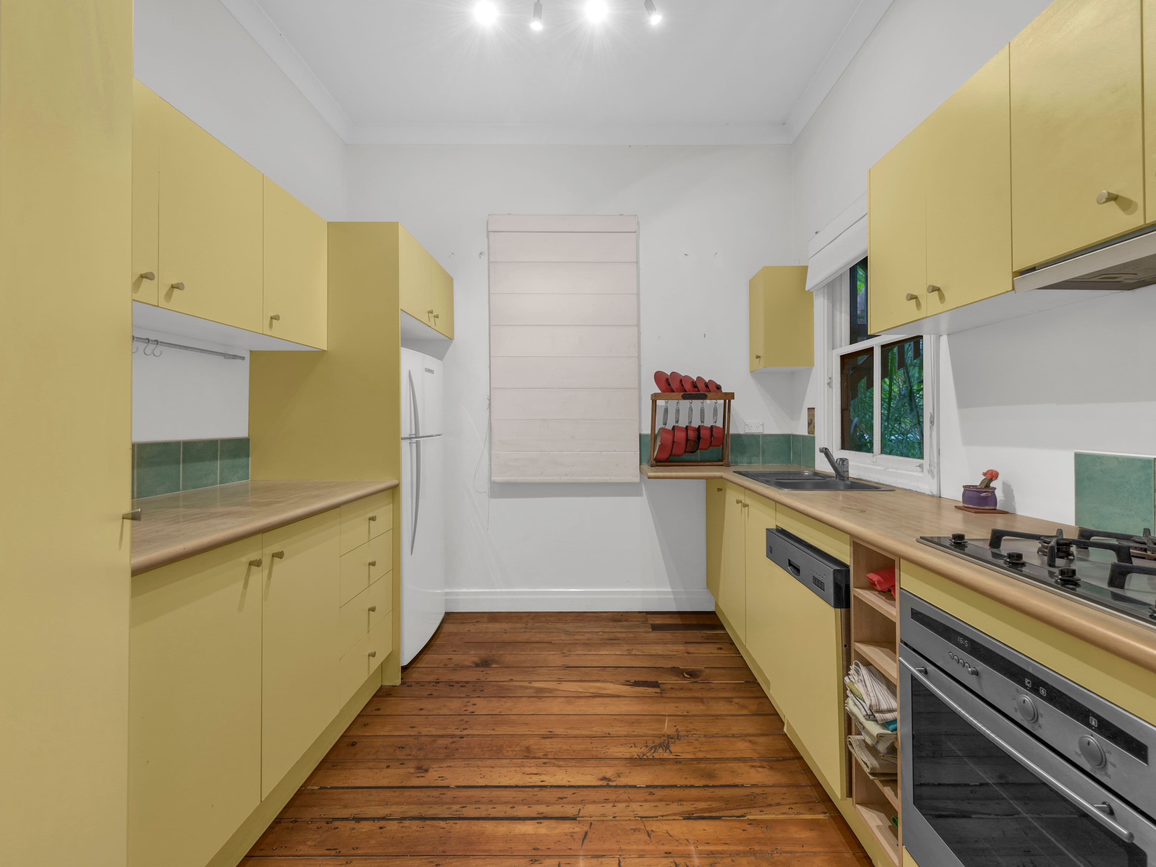 18 Crowther Street, Windsor QLD 4030, Windsor - Thumbnail 6