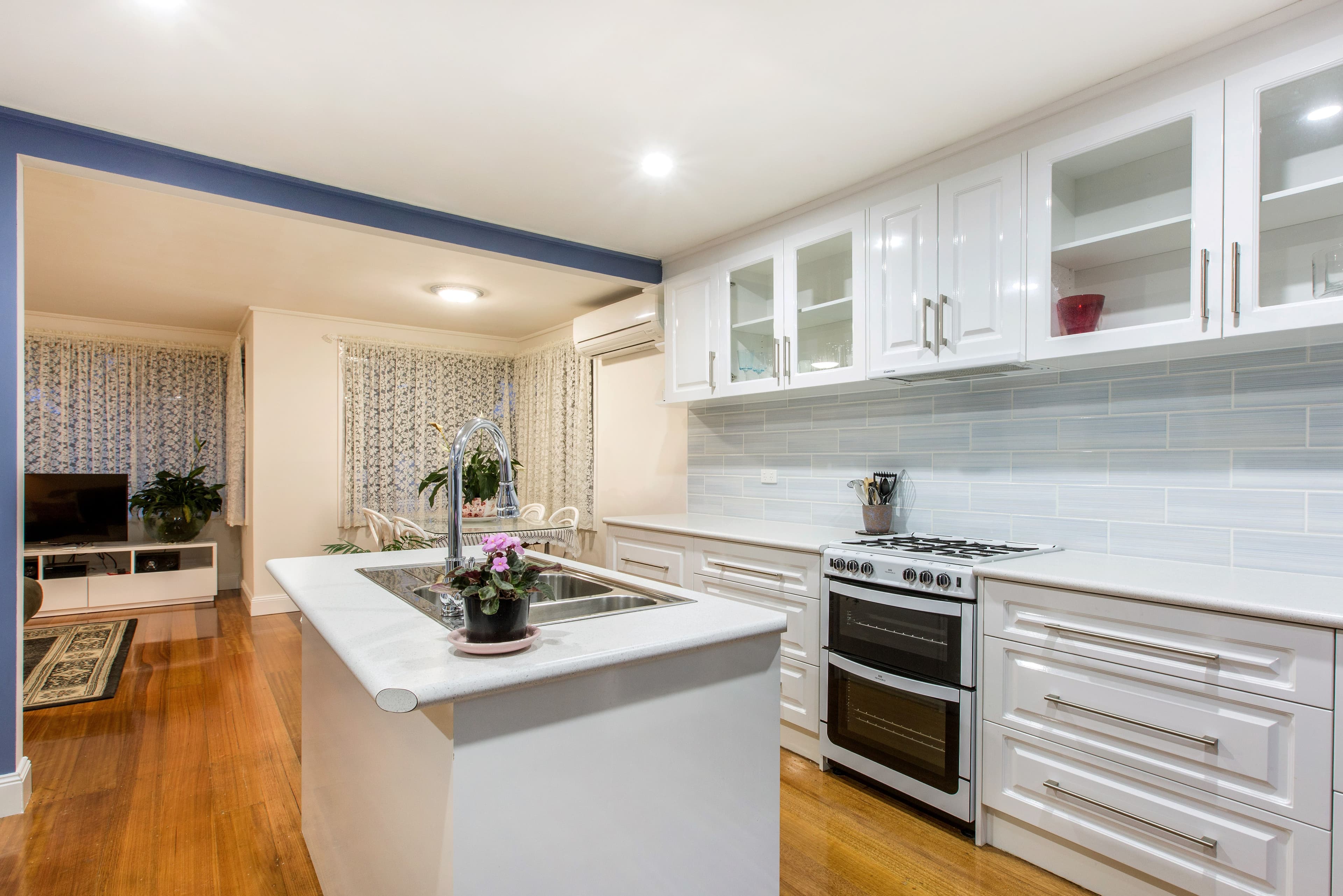 4 Hibiscus Avenue, Frankston VIC 3199, Frankston - Thumbnail 2